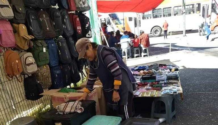 Regresan ambulantes a la zona del mercado Juárez y terminal de Toluca. Foto: José Luis González