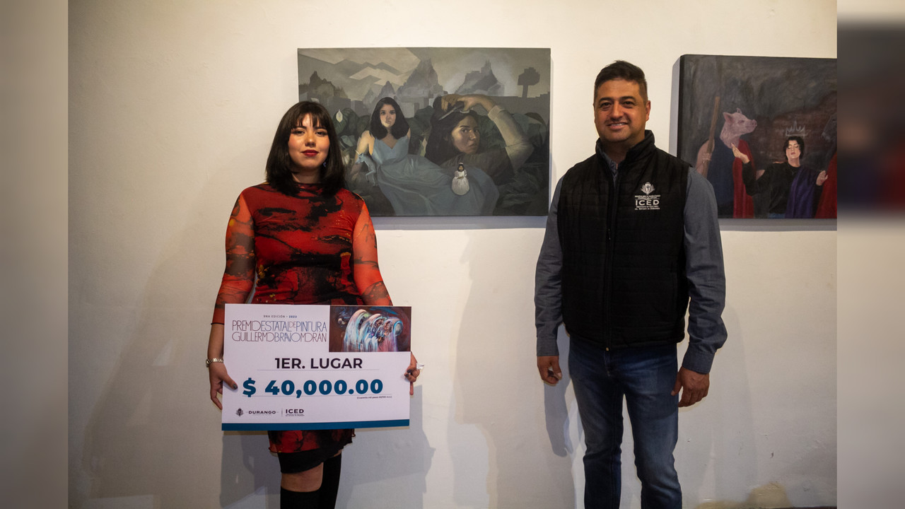 Gana Paulina Medina el Premio Estatal de Pintura