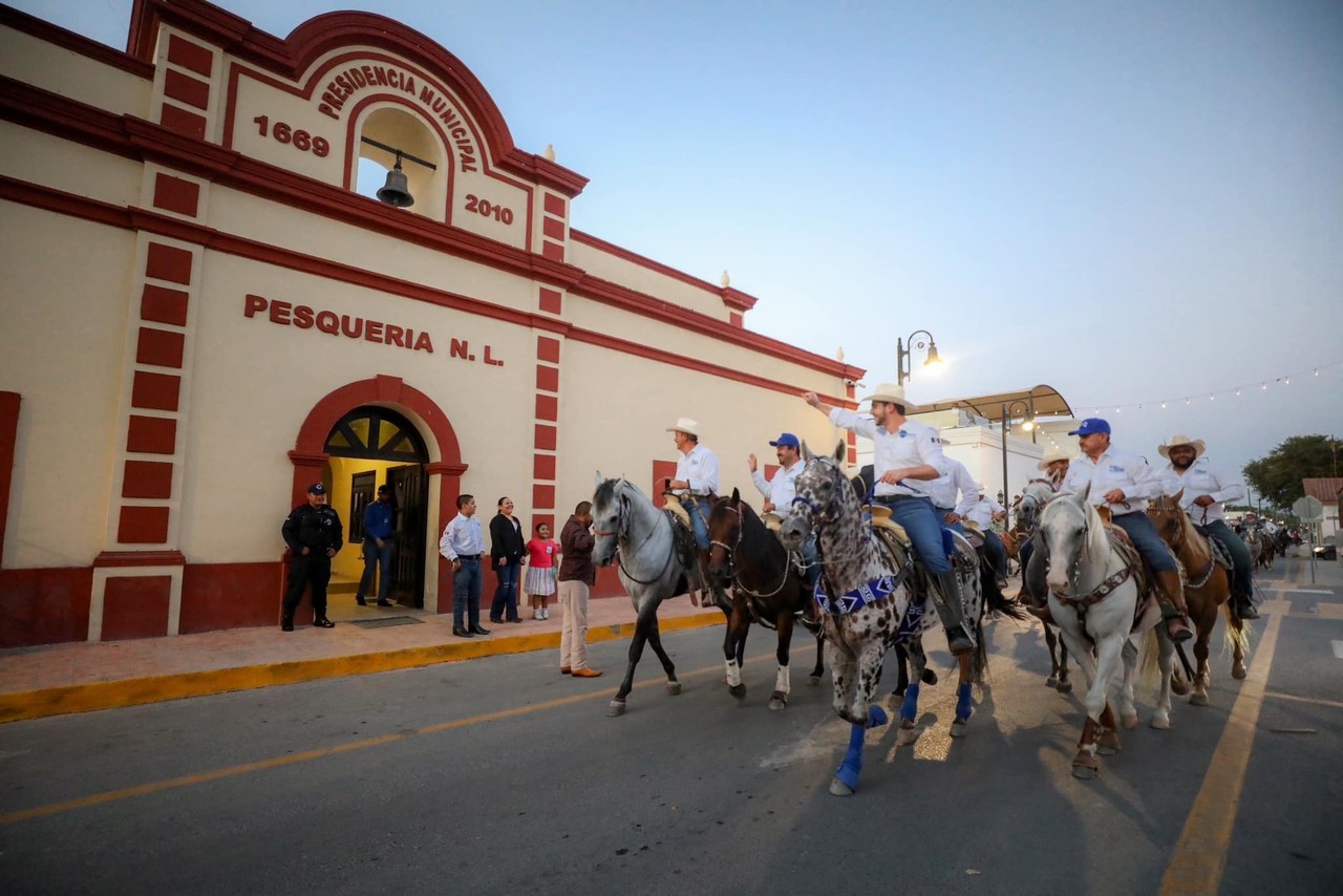 El gobierno encabezado por el alcalde Patricio Lozano, invitó a la población a la cabalgata por el 355 aniversario de su fundación. Foto: Facebook/ Municipio de Pesquería