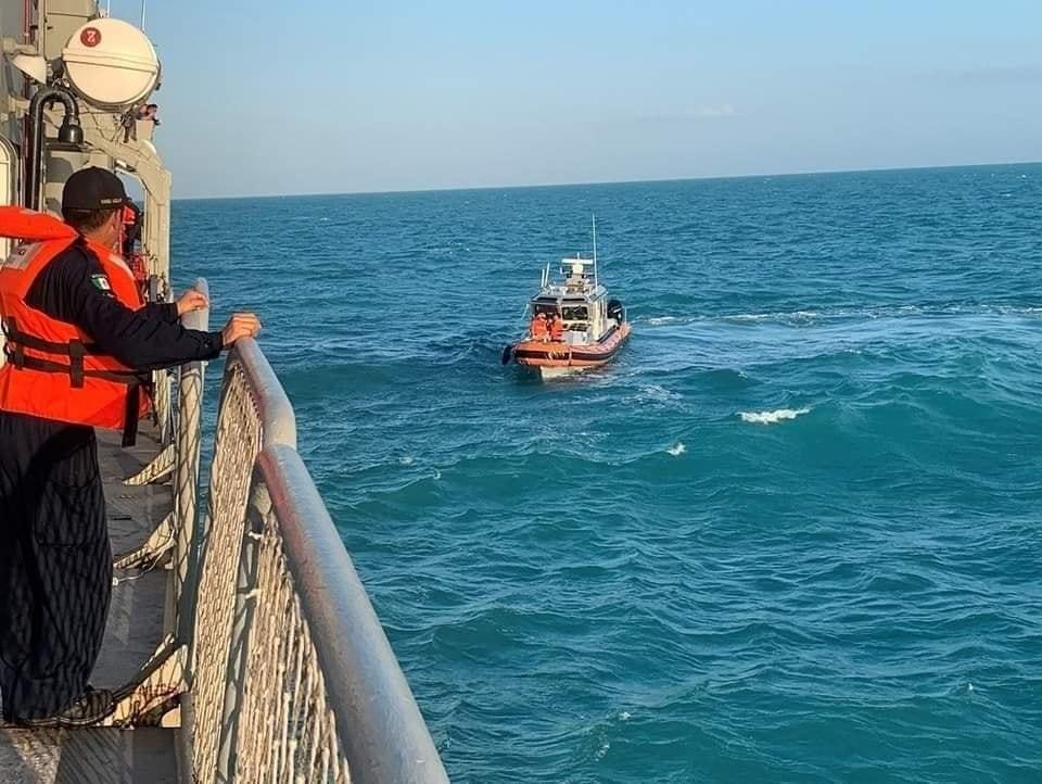 Despiden a tres pescadores yucatecos perdidos en alta mar
