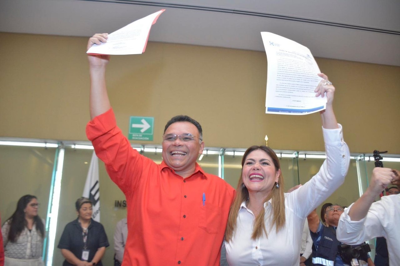 Rolando Zapata y Kathía Bolio se registran para la senaduría en Yucatán