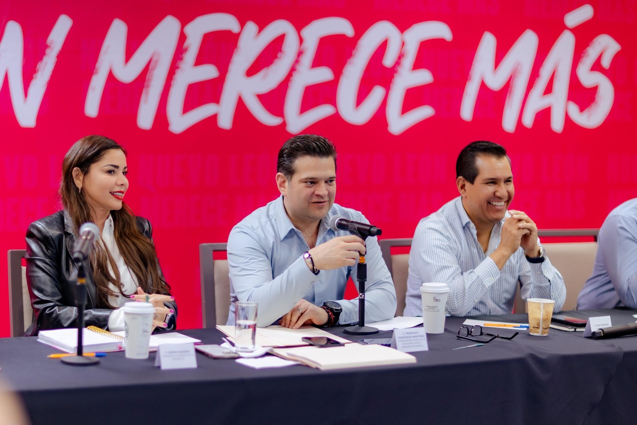 Estrategia de campaña en Nuevo León: Paco Cienfuegos nombra a 19 delegados de Xóchitl Gálvez