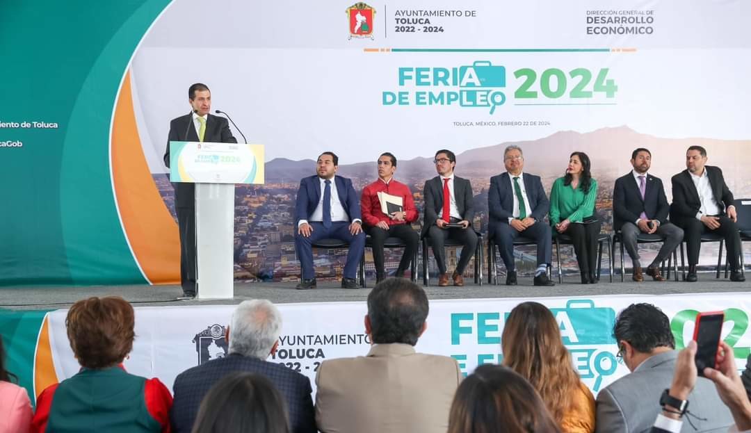 Ofertan mil 600 empleos en la Feria del Empleo de Toluca. Foto: Ayuntamiento de Toluca