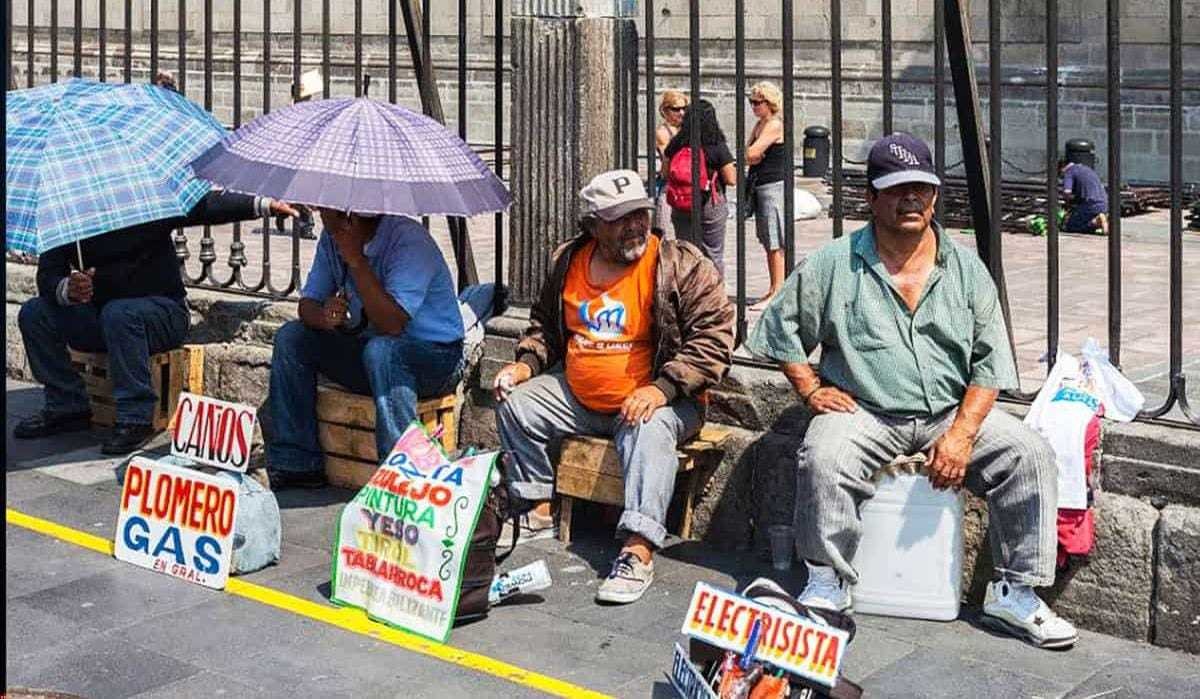 Trabajadores mexiquenses en pobreza laboral: CROM alerta