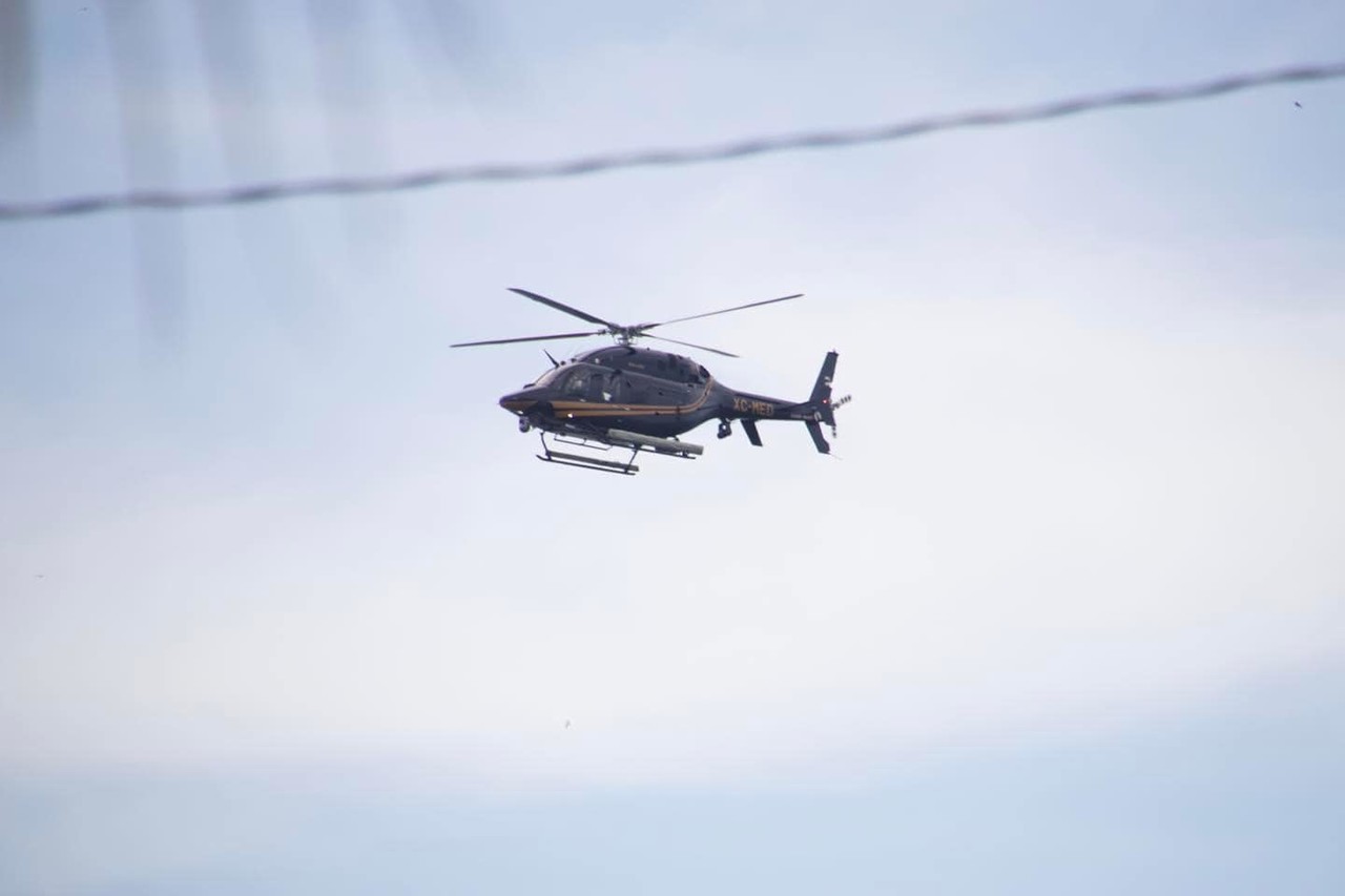 El helicóptero Bell 429  se unió a la operación de rescate de una familia veracruzana que se perdió en alta mar.- Foto de la SSP