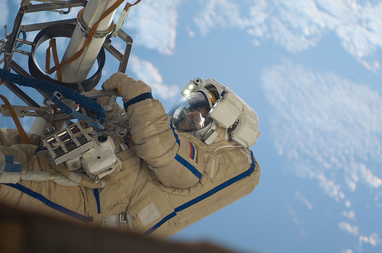El astronauta de 59 años arrebató el primer puesto a Padalka, acumulando un total de 878 días, 11 horas, 29 minutos y 48 segundos. Foto: NASA - spaceflight.nasa.gov