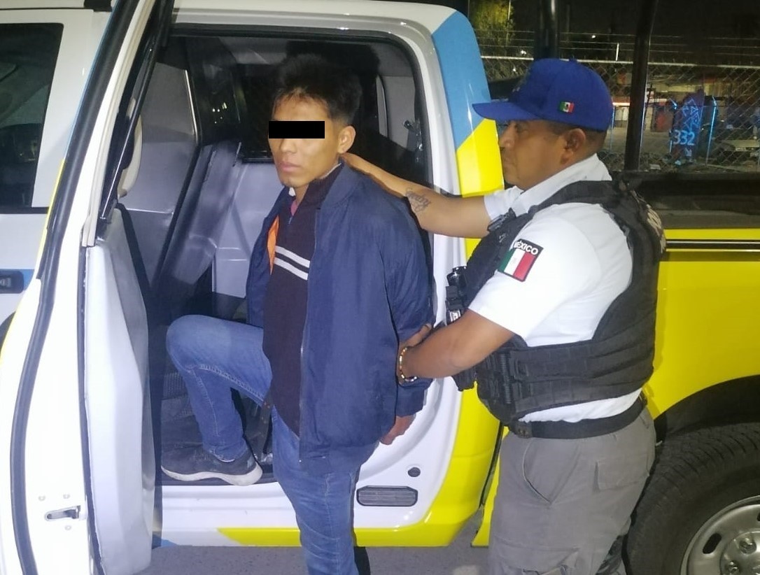 Detienen a hombre por robar motocicleta en Monterrey