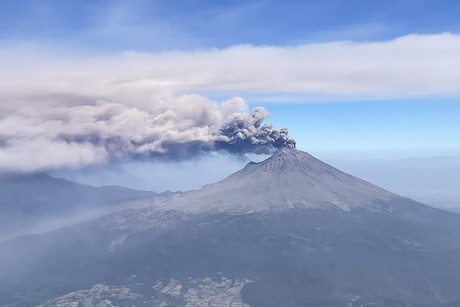 Se mantiene actividad del Popocatépetl, CDMX no se verá afectada por ceniza
