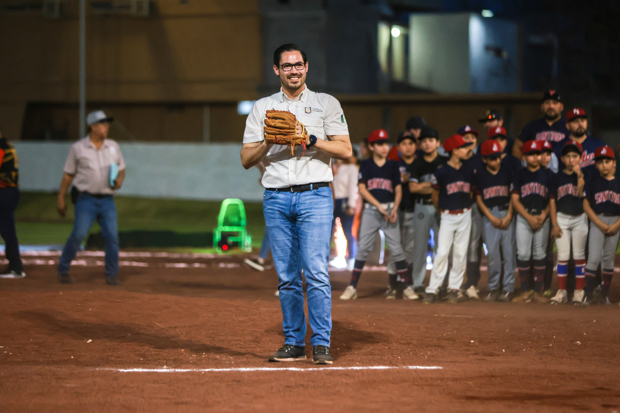 Santiago, Nuevo León: Alcalde anota jonronazo con Campo de Béisbol San José