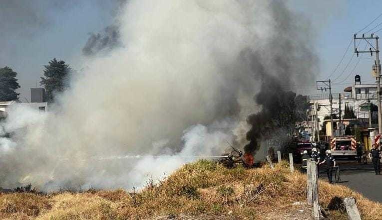 Incendio de pastizal en predio de Toluca