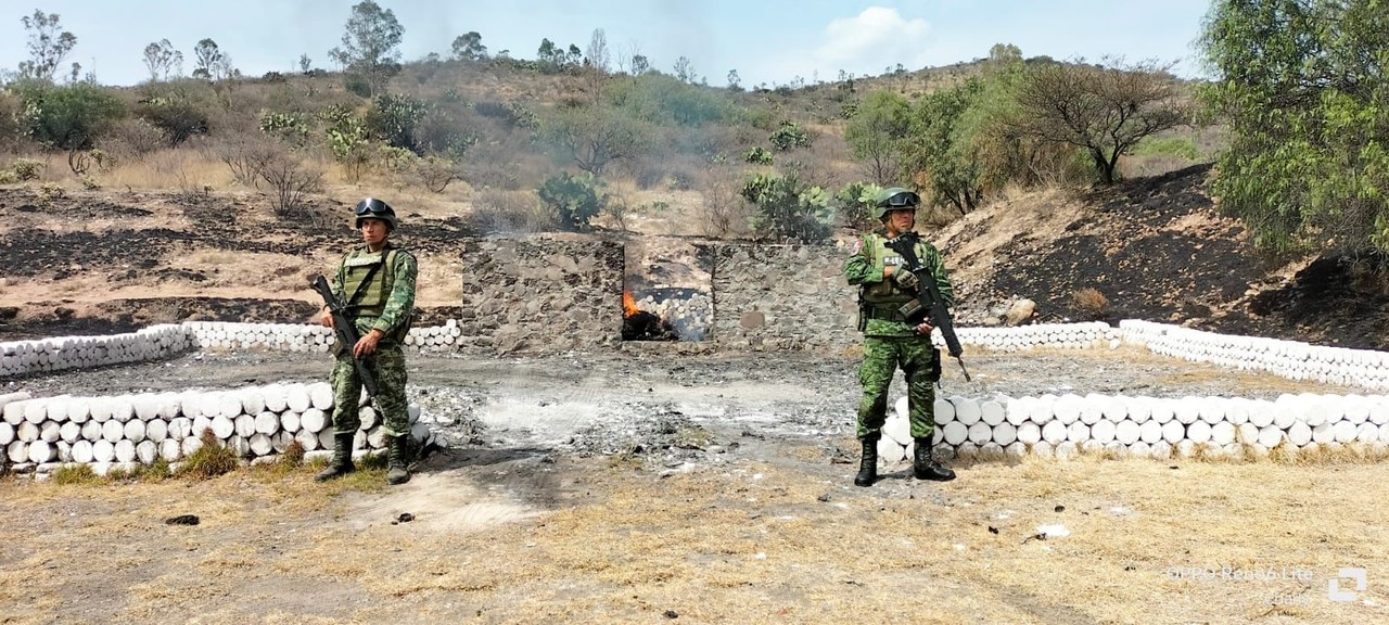 Destruye SEDENA más de 135 kilogramos de drogas en Teotihuacán
