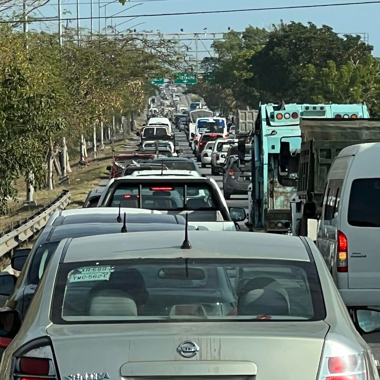 Tráfico en Merida, Yucatán. Foto: Redes sociales