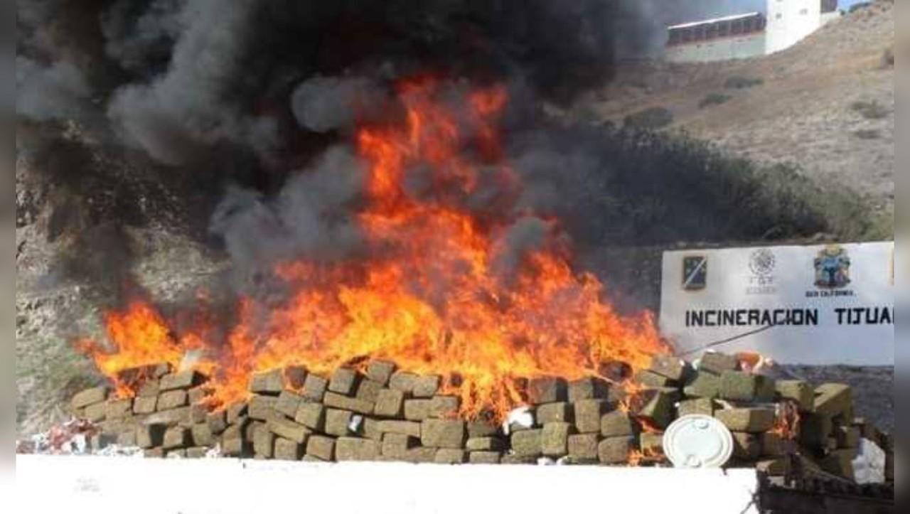 Imagen ilustrativa sobre la incineración de narcóticos. Foto: Cortesía Gobierno de México.