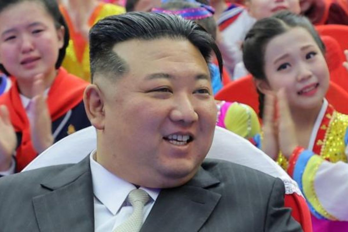 El líder norcoreano, Kim Jong Un, ordenó aumentar la preparación para la guerra durante inspección militar. Foto: BBC