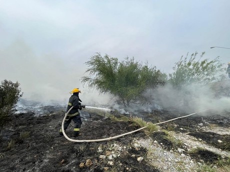 Urgen a evitar incendios urbanos y forestales en García, Nuevo León