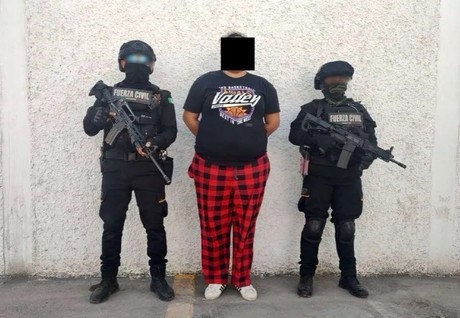 >Arrestan a mujer con arma y drogas en Juárez