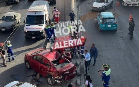 Aparatoso choque deja cinco heridos en San Nicolás