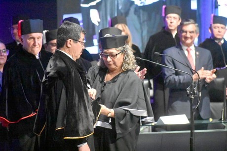 Recibe Dámaso Anaya investidura como rector de la UAT