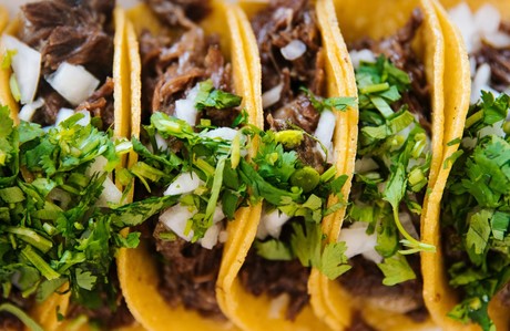 ¿Cuáles son los tacos que se comen en Yucatán?