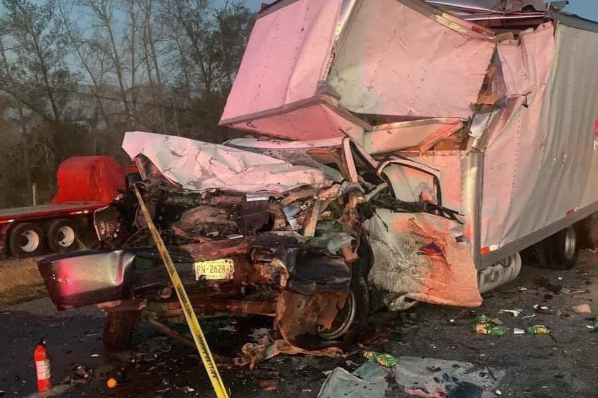 Accidente en la carretera Victoria-Monterrey deja ocho personas sin vida