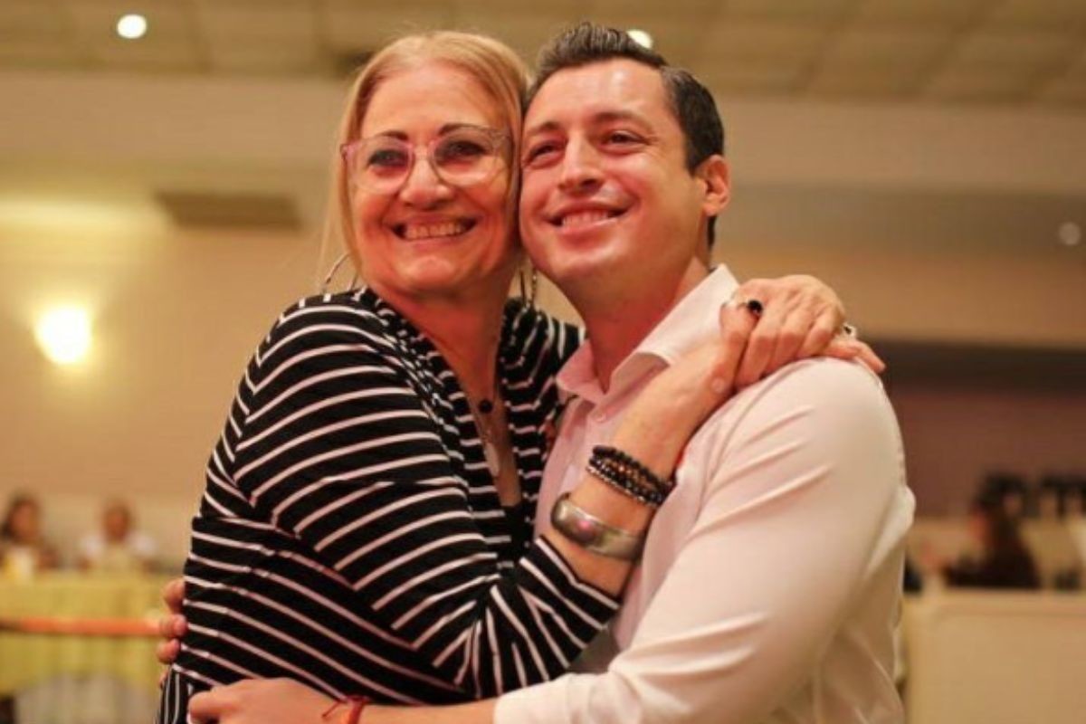 Tras la muerte de Colosio y Diana Laura, Hilda Riojas Reyes asumió la responsabilidad de criar al alcalde con licencia y a su hermana. Foto: Instagram ColosioRiojas