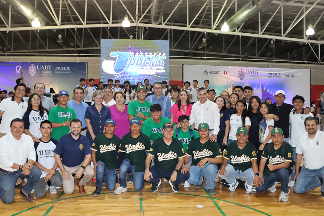 Como cada año, la Uady organiza los Juegos Deportivos de Educación Media Superior, esta vez con la participación de más de 2 mil estudiantes de bachillerato.- Foto de la Uady
