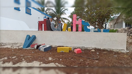 Investigan acto vandálico en las letras del Puerto de Chabihau, Yucatán