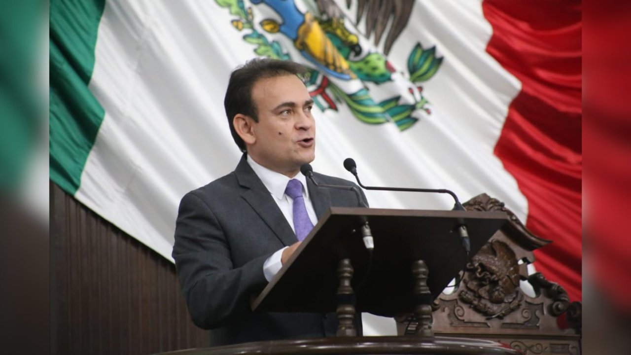 Álvaro Moreira solicita refuerzos en Salud Mental para Coahuila 