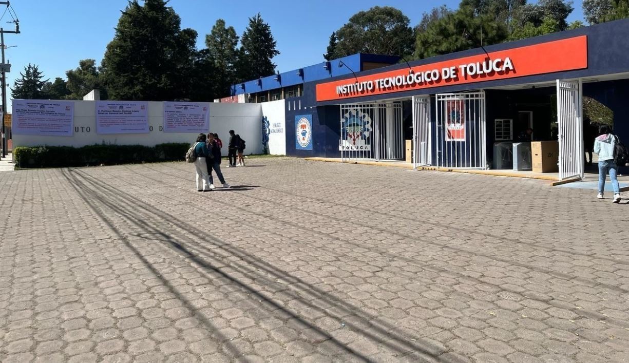 Estudiantes y docentes del Tecnológico de Toluca mantienen el paro. Foto: POSTA