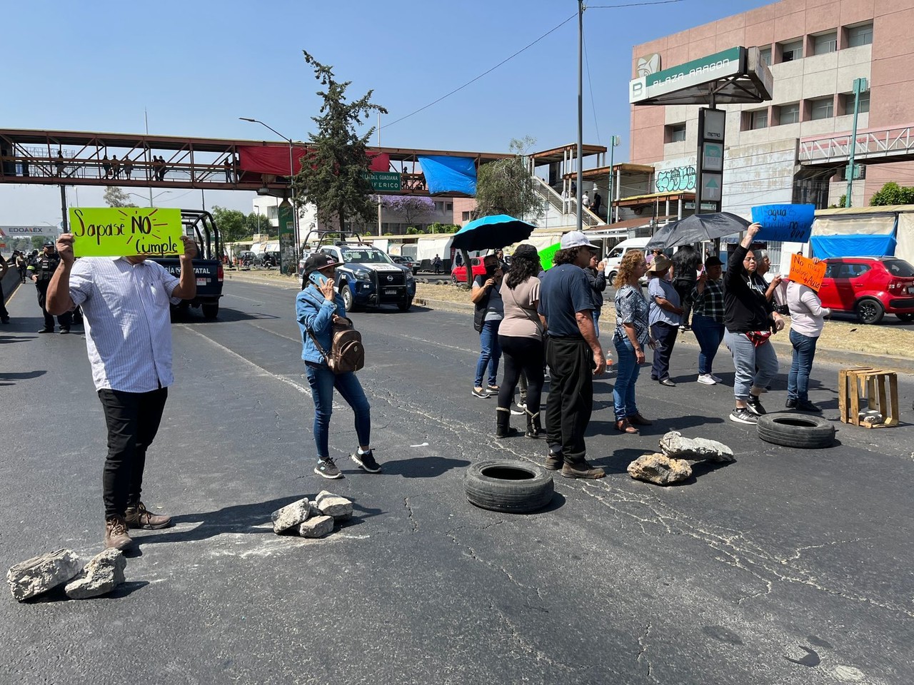 ¡Nuevamente bloqueos en Ecatepec! Vecinos piden solución a crisis de agua