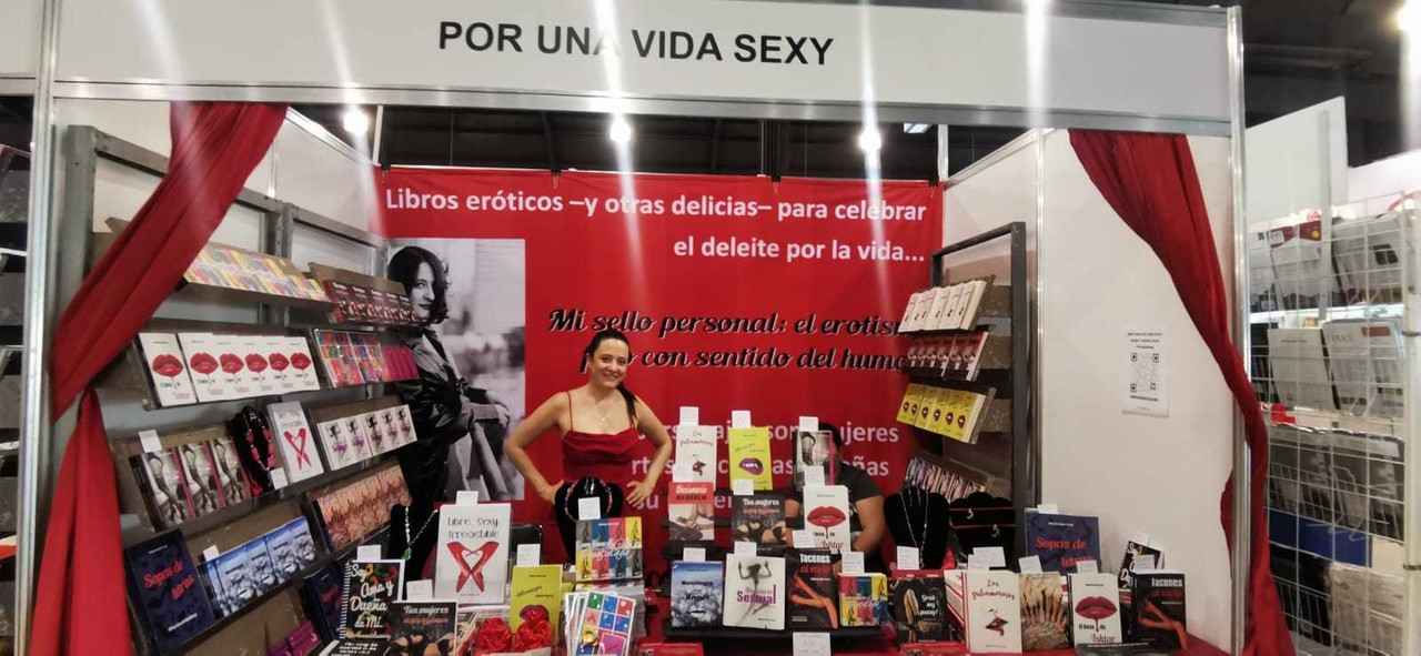 Autora de literatura erótica que llegó a la FILEY 2024. Foto: Alejandra Vargas