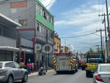 ¡Otra vez! se incendia edificio habitado por haitianos en Monterrey