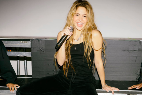 Una loba fuera del armario en Times Square: ¿Shakira estrena romance?