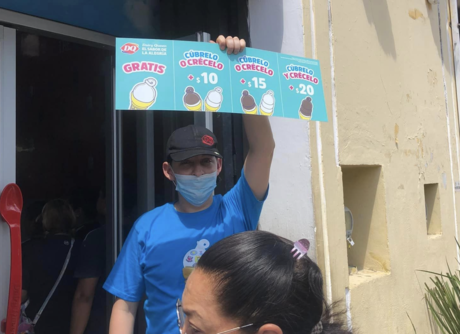 Yucatecos celebran el Día del Cono Gratis y combaten el intenso calor