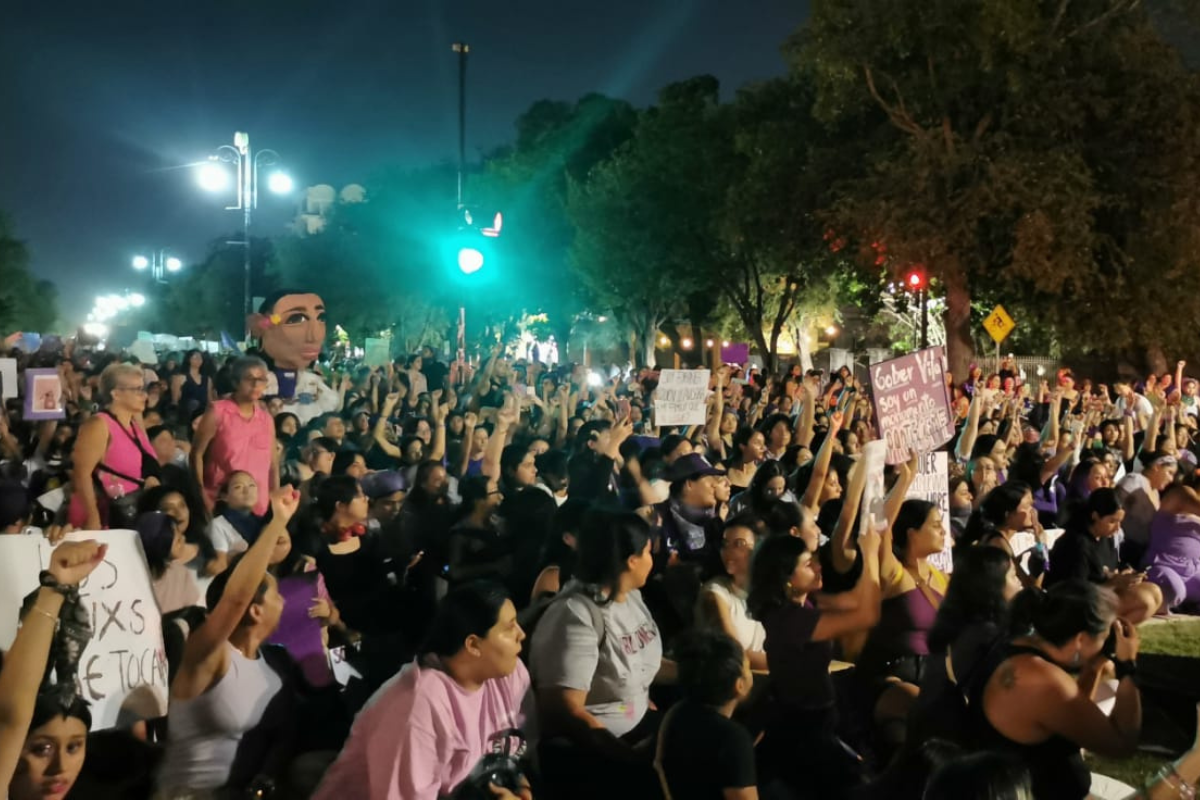 Más de 10 mil mujeres se congregaron para marchar por el 8M en Mérida