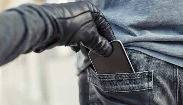 Piden hasta 8 años de cárcel por robo y hackeo de celulares