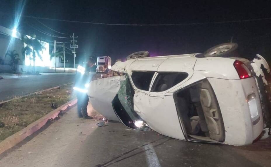 Autoridades indicaron que el conductor pudo haber dejado la escena del accidente Foto: Redes sociales