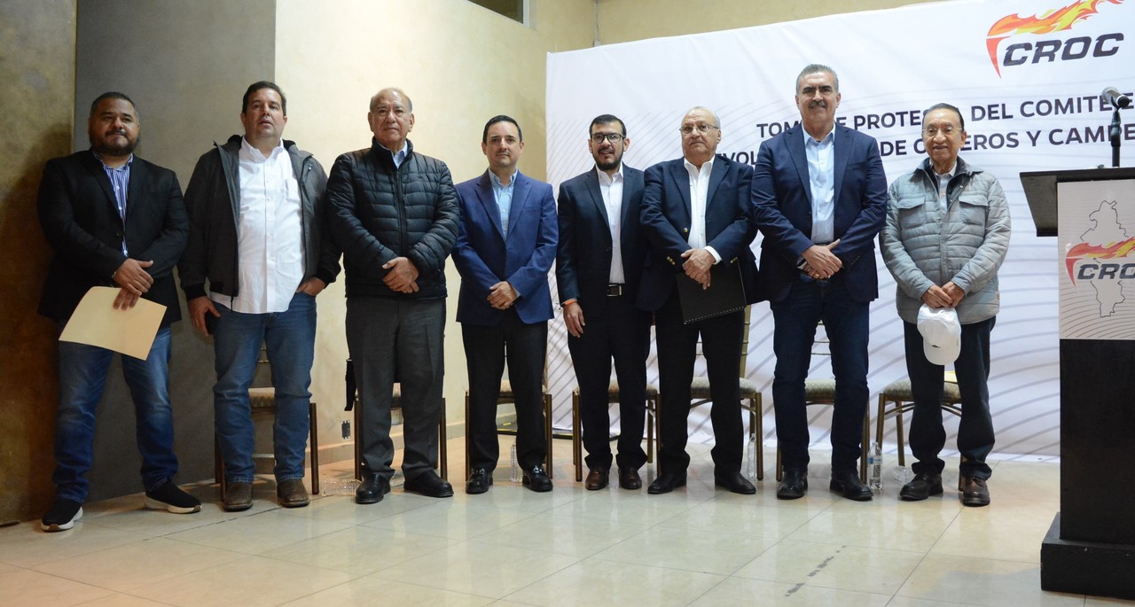 En dicho evento, César Garza Villarreal reconoció el apoyo que la CROC ha ofrecido a los trabajadores de Nuevo León. Foto: Especial.