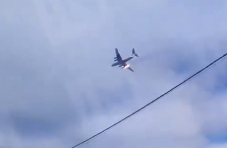 Se estrella avión militar con 15 personas en Ivanovo, Rusia (VIDEO)