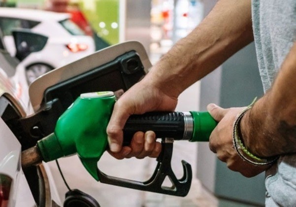 Sube el precio de la gasolina premium en Nuevo León
