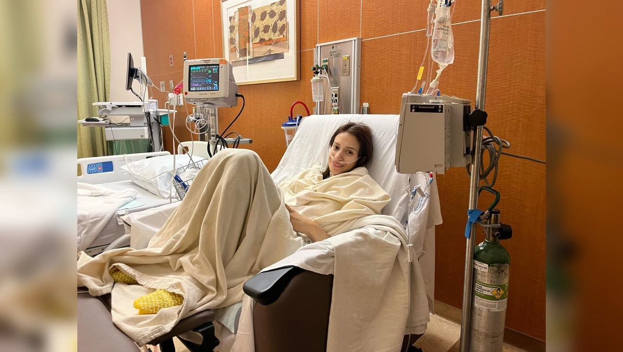 Grecia luego de salir de cuidados intensivos tras su operación en un hospital de San Diego, California. Foto: Facebook Salvemos a Grecia.