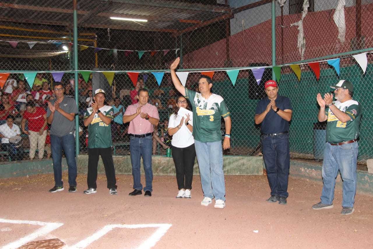Inauguración del torneo de Verano 2024 de beisbol de la Liga infantil Santa Maria de Aguayo. Foto: Redes sociales