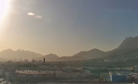 Amanece Monterrey con mala calidad del aire