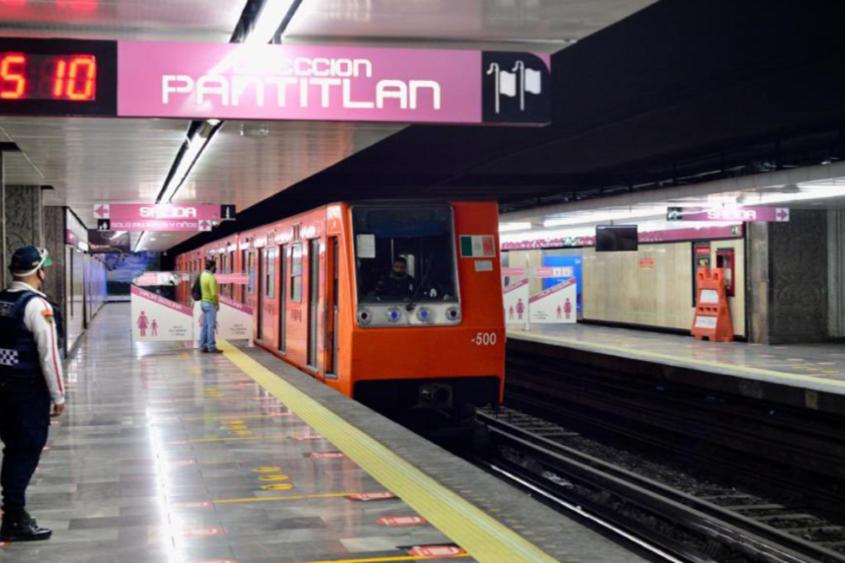 ¿Qué paso hoy en la Línea 1 del Metro CDMX?. Foto: @Claudiashein