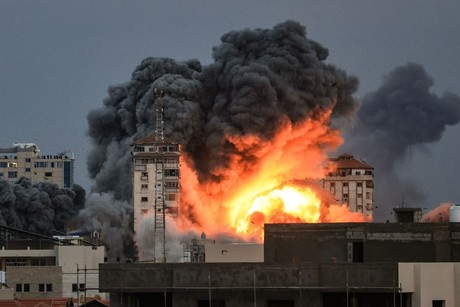 Siguen Israel con su ofensiva en Gaza pese a ataques de Irán