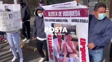 Familiares de desaparecido bloquean Periférico Norte (VIDEO)