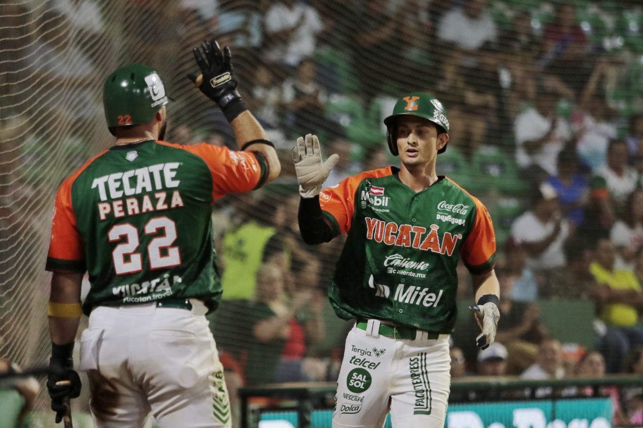 En otro partido cerrado, los Leones de Yucatán se llevaron la victoria ante los Tigres de Quintana Roo.- Foto de Alejandro Zapata Sosa