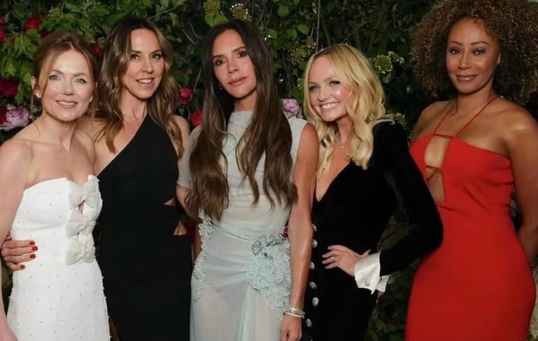 Se reúnen las Spice Girls en el cumpleaños de Victoria Beckham Foto: Facebook