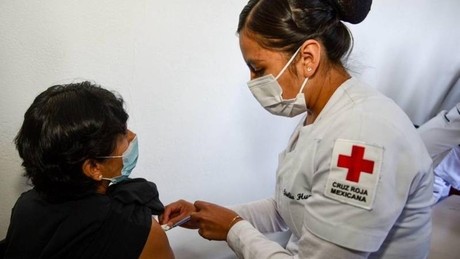 Ofertan en la Cruz Roja Saltillo vacuna anticovid