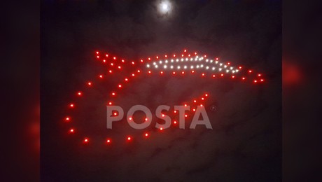 Show de drones ilumina los cielos en Durango por debut de Caliente